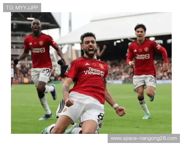 阿森纳主场强势对决曼联，枪手欲借主场稳固领先优势。