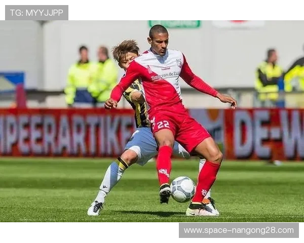 昂热vs里尔中游对决，客队为欧战资格抢分主队为保级安全而战